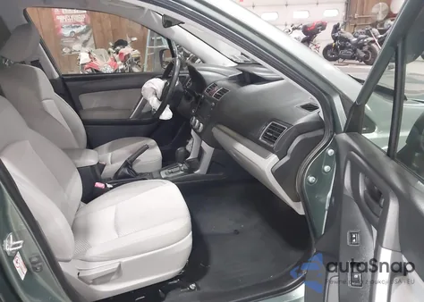 2016 Subaru Forester 2.5I из США, поврежденный, VIN JF2SJAAC9GH402360